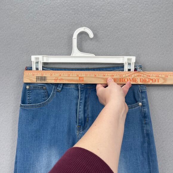 Boutique Embroidered Flare Jeans Womens 4 Bell Bottom Boho Hippie Stretch Denim - Picture 7 of 14